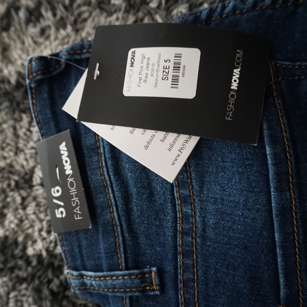 New First Pick High Rise Jeans - Picture 3 of 4